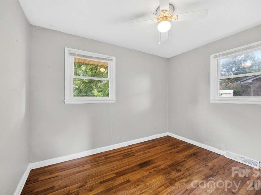 112 Luthers Road, Kings Mountain, NC 28086.  MLS# CAR4406504, YatesRealty ID 39266. 