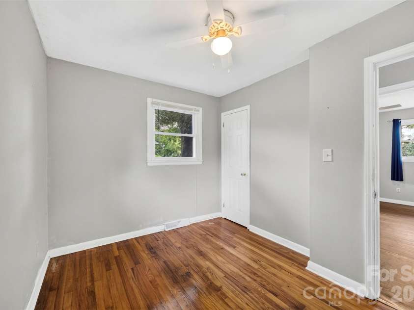 112 Luthers Road, Kings Mountain, NC 28086.  MLS# CAR4406504, YatesRealty ID 39266. 