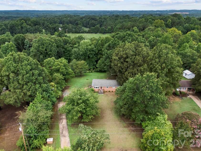 112 Luthers Road, Kings Mountain, NC 28086.  MLS# CAR4406504, YatesRealty ID 39266. 
