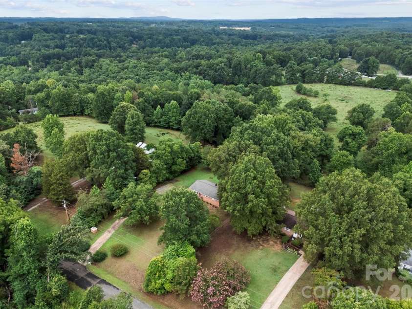 112 Luthers Road, Kings Mountain, NC 28086.  MLS# CAR4406504, YatesRealty ID 39266. 