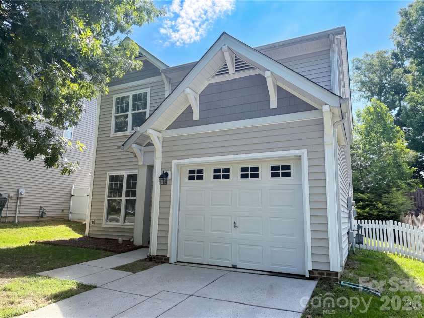 10648 Secret Garden Lane, Charlotte, NC 28214.  MLS# CAR4389944, YatesRealty ID 39267. 