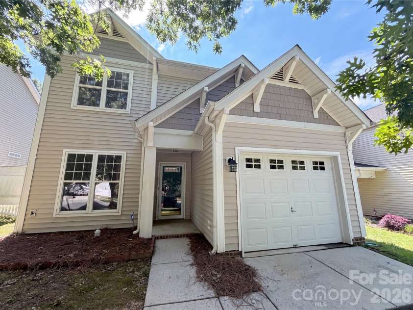 10648 Secret Garden Lane, Charlotte, NC 28214.  MLS# CAR4389944, YatesRealty ID 39267. 