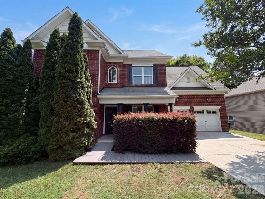 6420 Torrence Trace Drive, Huntersville, NC 28078.  MLS# CAR4400964, YatesRealty ID 39269. 