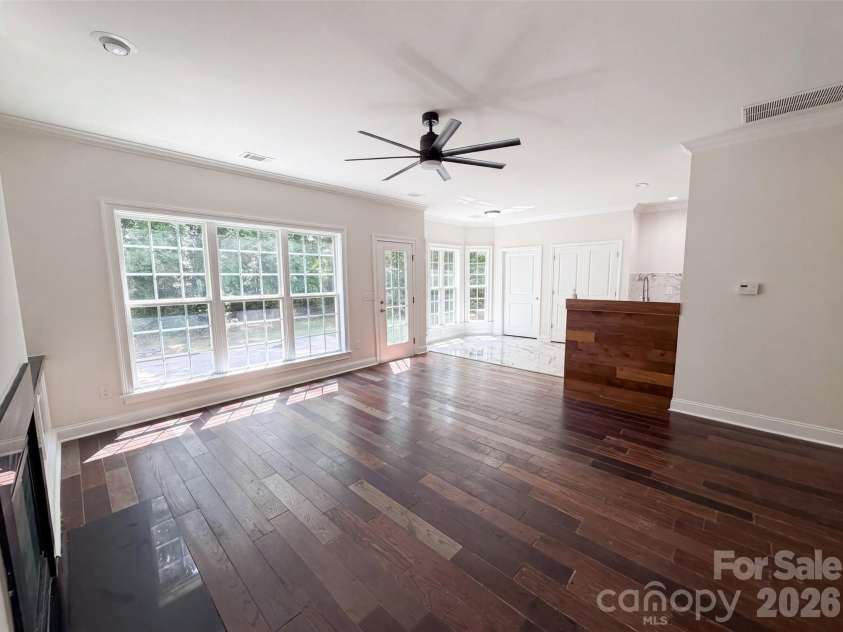 6420 Torrence Trace Drive, Huntersville, NC 28078.  MLS# CAR4400964, YatesRealty ID 39269. 