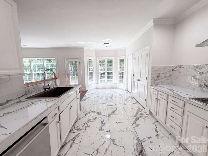 6420 Torrence Trace Drive, Huntersville, NC 28078.  MLS# CAR4400964, YatesRealty ID 39269. Staged Photo