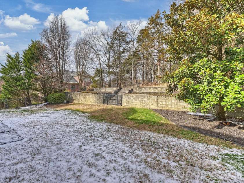 14413 Westgreen Drive, Huntersville, NC 28078.  MLS# CAR4343484, YatesRealty ID 3927. 