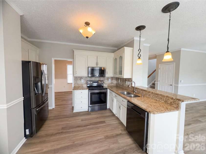 368 Holstein Drive, Dallas, NC 28034.  MLS# CAR4350105, YatesRealty ID 39271. 