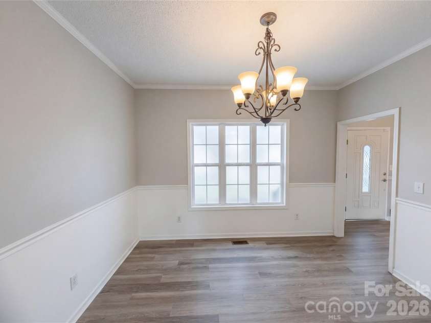 368 Holstein Drive, Dallas, NC 28034.  MLS# CAR4350105, YatesRealty ID 39271. 