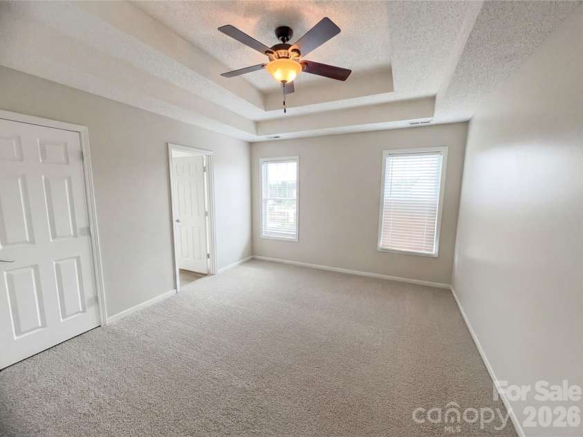 368 Holstein Drive, Dallas, NC 28034.  MLS# CAR4350105, YatesRealty ID 39271. 