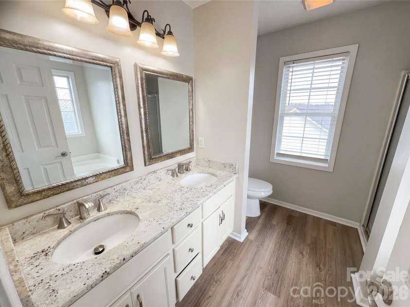 368 Holstein Drive, Dallas, NC 28034.  MLS# CAR4350105, YatesRealty ID 39271. 