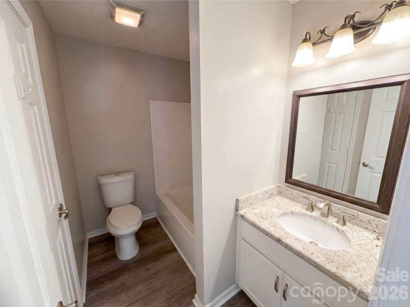 368 Holstein Drive, Dallas, NC 28034.  MLS# CAR4350105, YatesRealty ID 39271. 