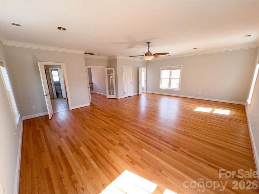 1108 Herrin Avenue, Charlotte, NC 28205.  MLS# CAR4357238, YatesRealty ID 39272. 