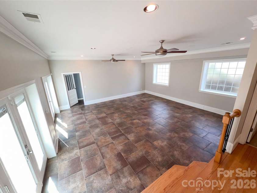 1108 Herrin Avenue, Charlotte, NC 28205.  MLS# CAR4357238, YatesRealty ID 39272. 