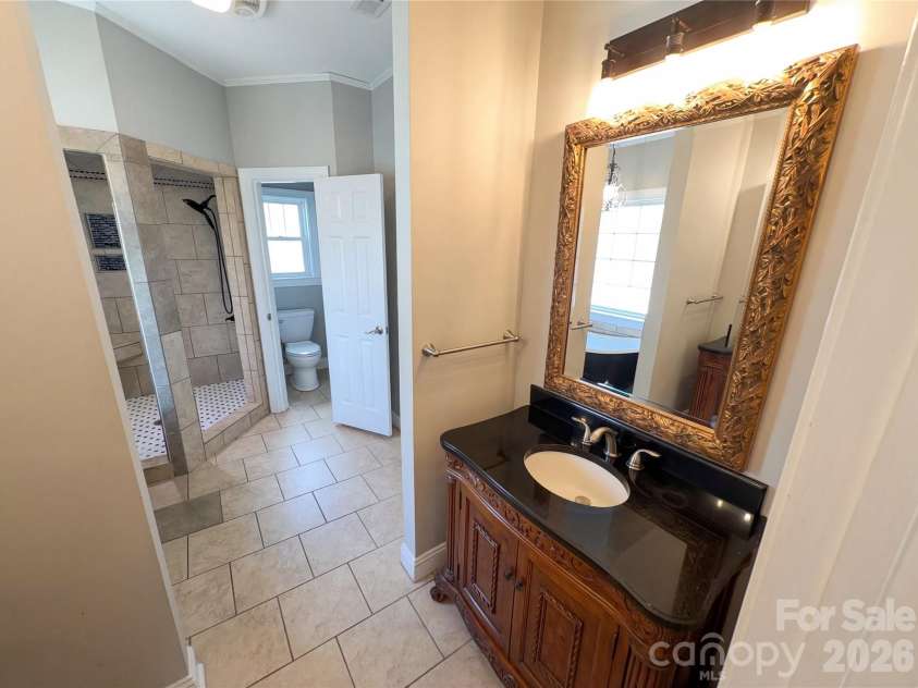 1108 Herrin Avenue, Charlotte, NC 28205.  MLS# CAR4357238, YatesRealty ID 39272. 