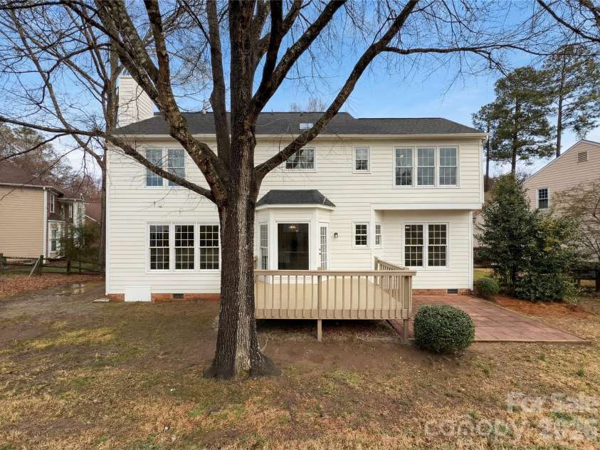 8141 Long Nook Lane, Charlotte, NC 28277.  MLS# CAR4350098, YatesRealty ID 39273. 