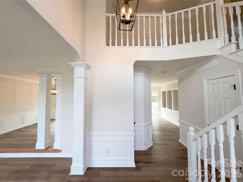 8141 Long Nook Lane, Charlotte, NC 28277.  MLS# CAR4350098, YatesRealty ID 39273. 