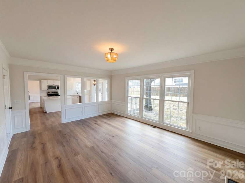8141 Long Nook Lane, Charlotte, NC 28277.  MLS# CAR4350098, YatesRealty ID 39273. 