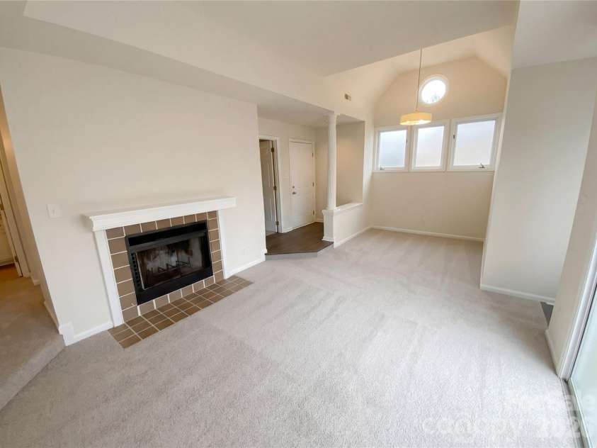 1101 Morehead Street, Charlotte, NC 28204.  MLS# CAR4345378, YatesRealty ID 39274. 