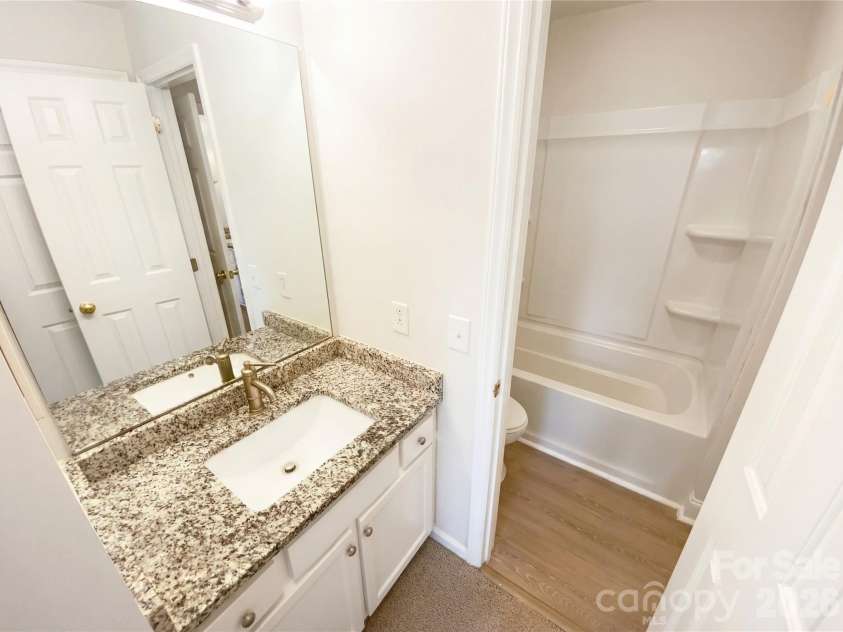 1101 Morehead Street, Charlotte, NC 28204.  MLS# CAR4345378, YatesRealty ID 39274. 