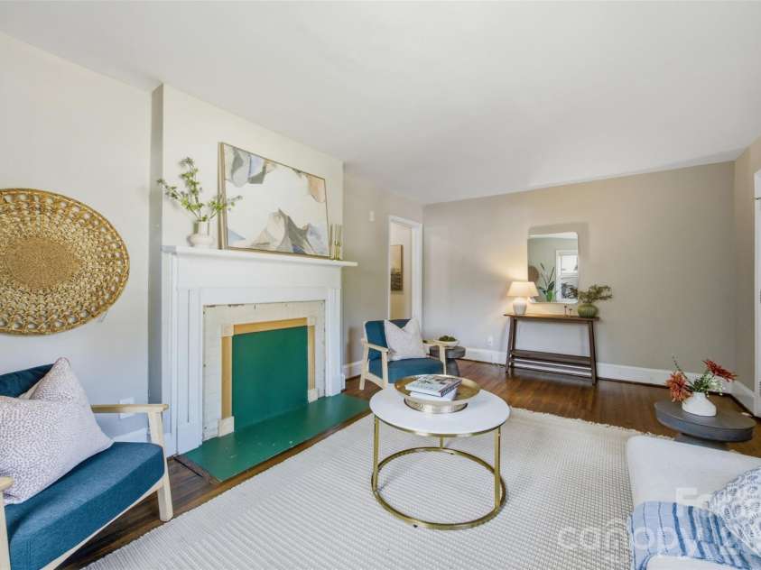 2516 Elon Street, Charlotte, NC 28208.  MLS# CAR4403824, YatesRealty ID 39275. 