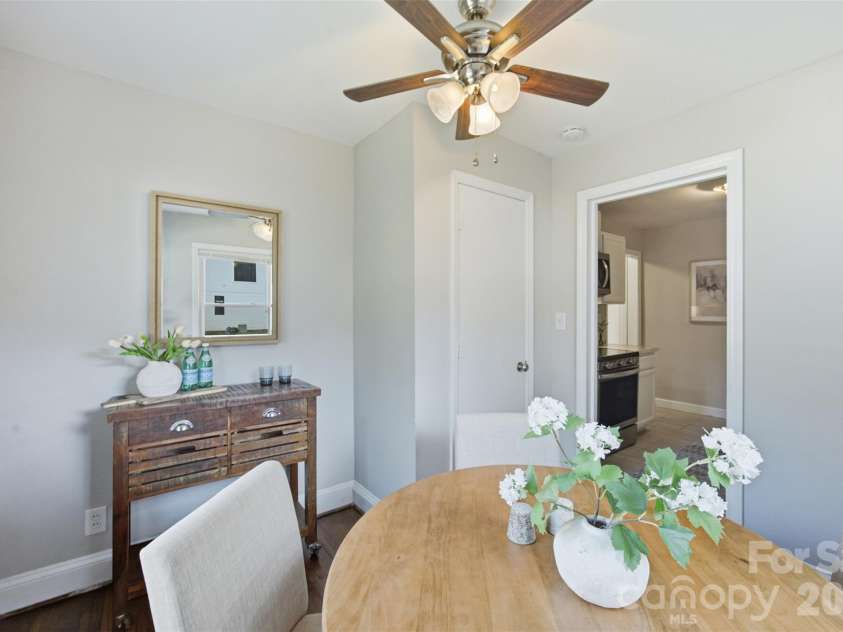 2516 Elon Street, Charlotte, NC 28208.  MLS# CAR4403824, YatesRealty ID 39275. 