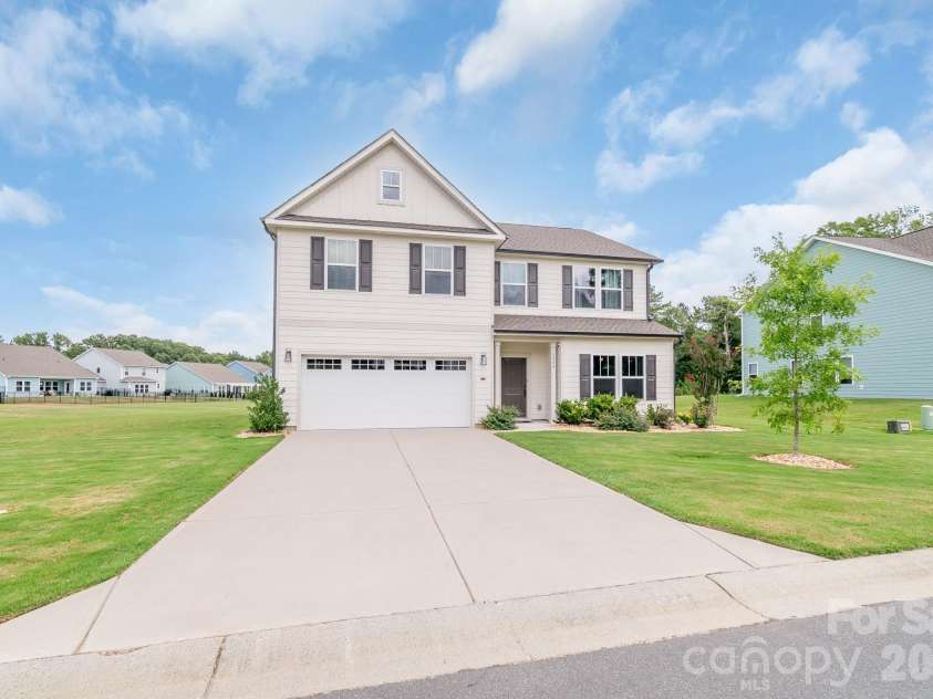 1046 Stone Marker Drive, Monroe, NC 28112.  MLS# CAR4406493, YatesRealty ID 39276. 