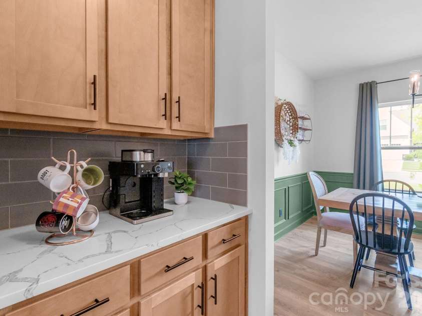 1046 Stone Marker Drive, Monroe, NC 28112.  MLS# CAR4406493, YatesRealty ID 39276. Butler's Pantry