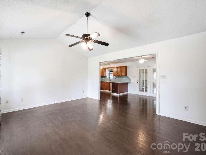 605 Brookside Drive, Monroe, NC 28110.  MLS# CAR4384329, YatesRealty ID 39277. 