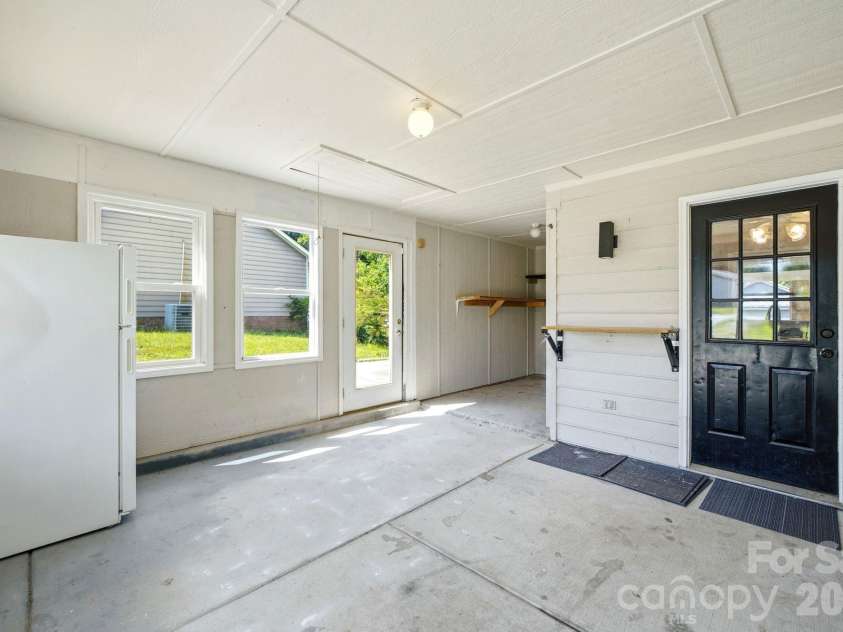 605 Brookside Drive, Monroe, NC 28110.  MLS# CAR4384329, YatesRealty ID 39277. 