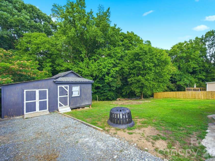 605 Brookside Drive, Monroe, NC 28110.  MLS# CAR4384329, YatesRealty ID 39277. 