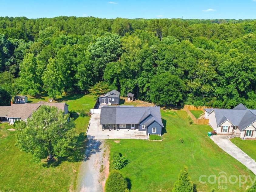 605 Brookside Drive, Monroe, NC 28110.  MLS# CAR4384329, YatesRealty ID 39277. 