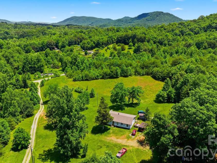 95 FieldStream Drive, Marion, NC 28752.  MLS# CAR4393374, YatesRealty ID 39278. 