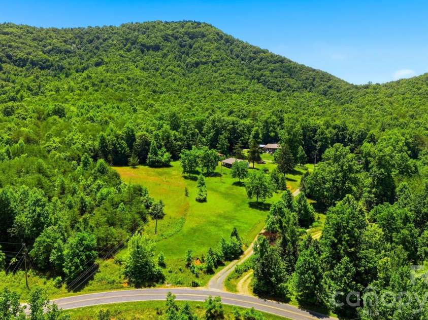 95 FieldStream Drive, Marion, NC 28752.  MLS# CAR4393374, YatesRealty ID 39278. 