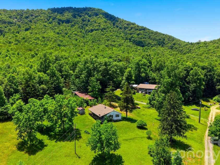 95 FieldStream Drive, Marion, NC 28752.  MLS# CAR4393374, YatesRealty ID 39278. 