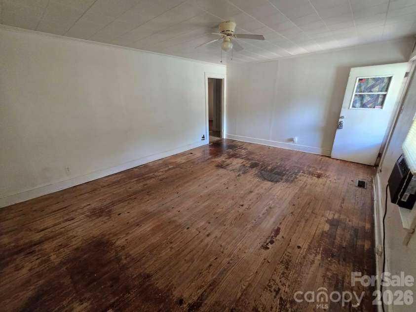106 Lily Street, Shelby, NC 28152.  MLS# CAR4407011, YatesRealty ID 39279. 