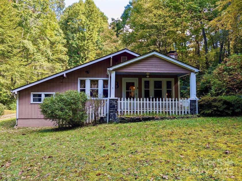 46 Tree Farm Road, Spruce Pine, NC 28777.  MLS# CAR4184034, YatesRealty ID 3928. 