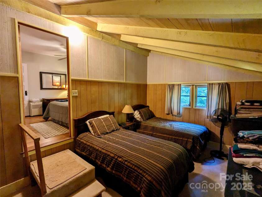 46 Tree Farm Road, Spruce Pine, NC 28777.  MLS# CAR4184034, YatesRealty ID 3928. 
