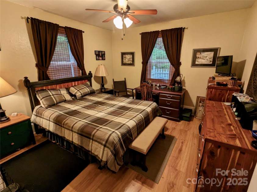 46 Tree Farm Road, Spruce Pine, NC 28777.  MLS# CAR4184034, YatesRealty ID 3928. 
