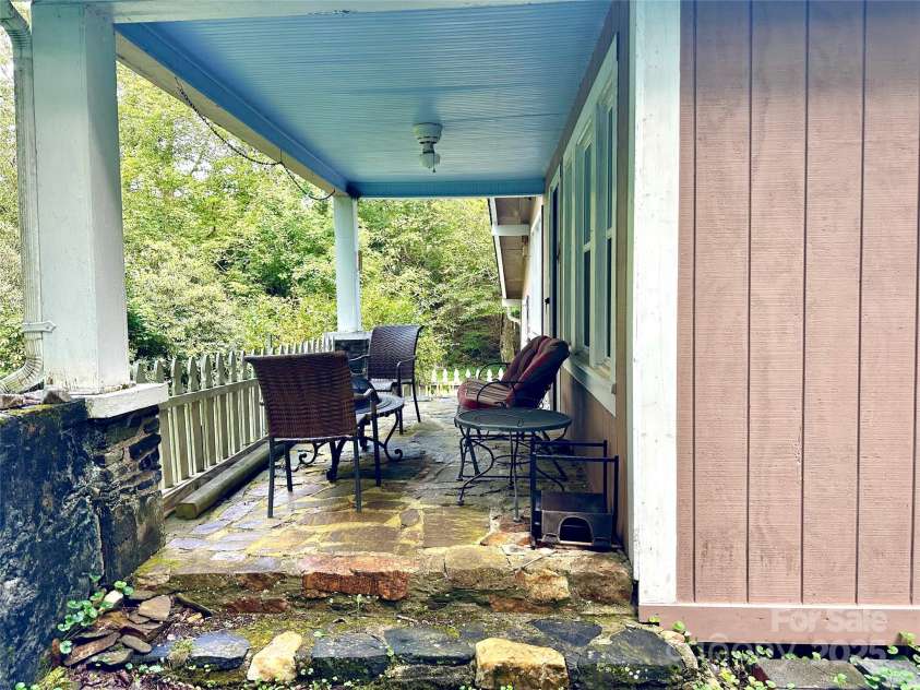 46 Tree Farm Road, Spruce Pine, NC 28777.  MLS# CAR4184034, YatesRealty ID 3928. 