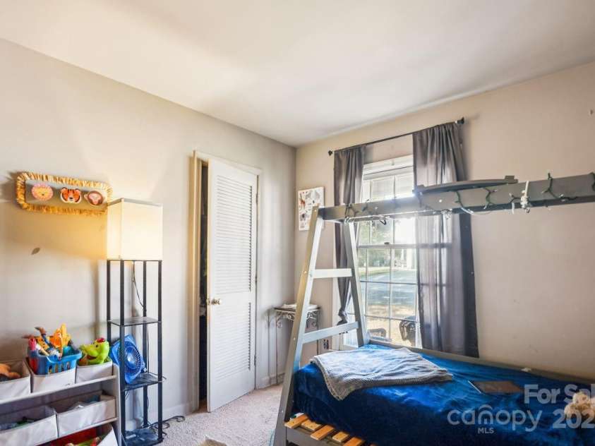 9801 Packard Street, Pineville, NC 28134.  MLS# CAR4318612, YatesRealty ID 3928. 