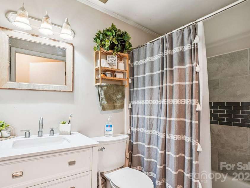 9801 Packard Street, Pineville, NC 28134.  MLS# CAR4318612, YatesRealty ID 3928. 