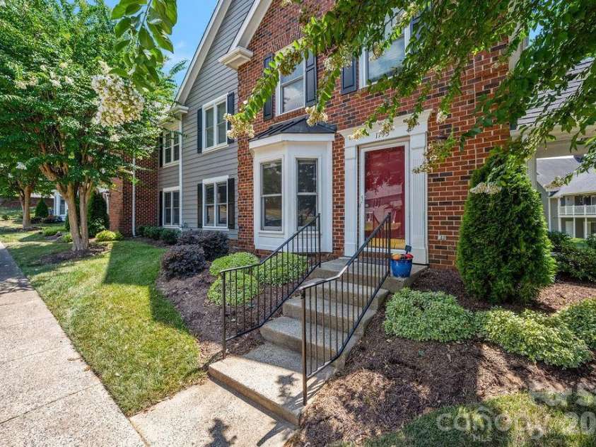 1793 Robinwood Road, Gastonia, NC 28054.  MLS# CAR4403138, YatesRealty ID 39280. 