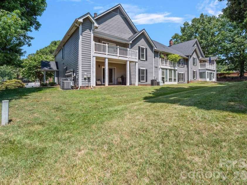 1793 Robinwood Road, Gastonia, NC 28054.  MLS# CAR4403138, YatesRealty ID 39280. 