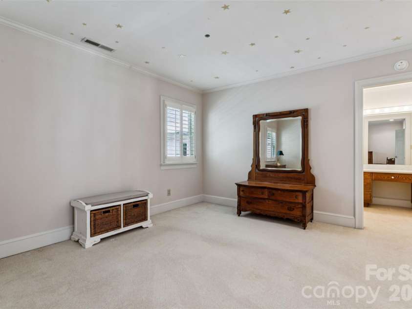 5121 Chillmark Road, Charlotte, NC 28226.  MLS# CAR4406043, YatesRealty ID 39281. First additional bedroom on second floor