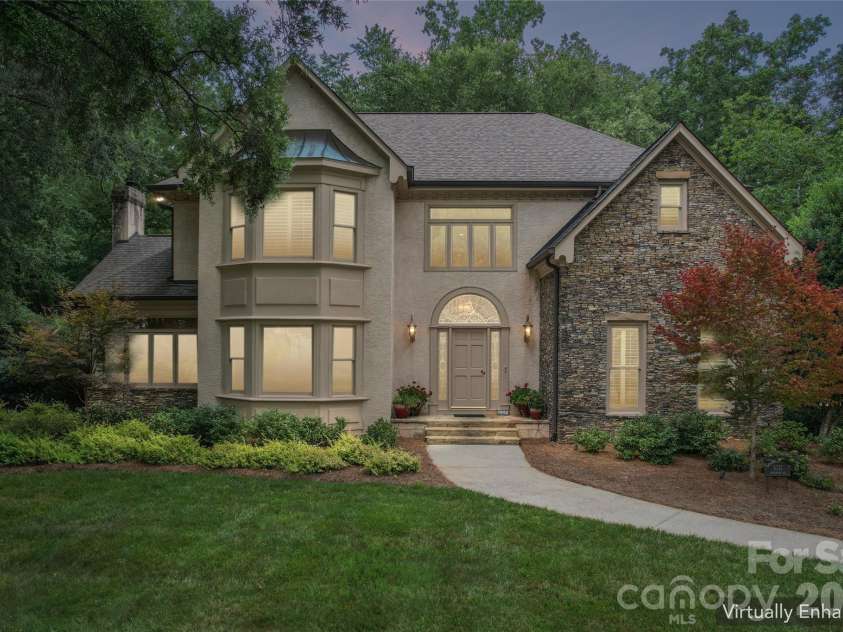 5121 Chillmark Road, Charlotte, NC 28226.  MLS# CAR4406043, YatesRealty ID 39281. Welcome home!