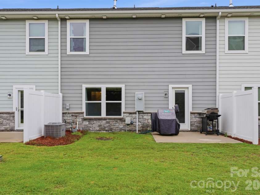 6500 Kinder Lane, Lancaster, SC 29720.  MLS# CAR4393642, YatesRealty ID 39282. Exterior private patio grilling or chillin'