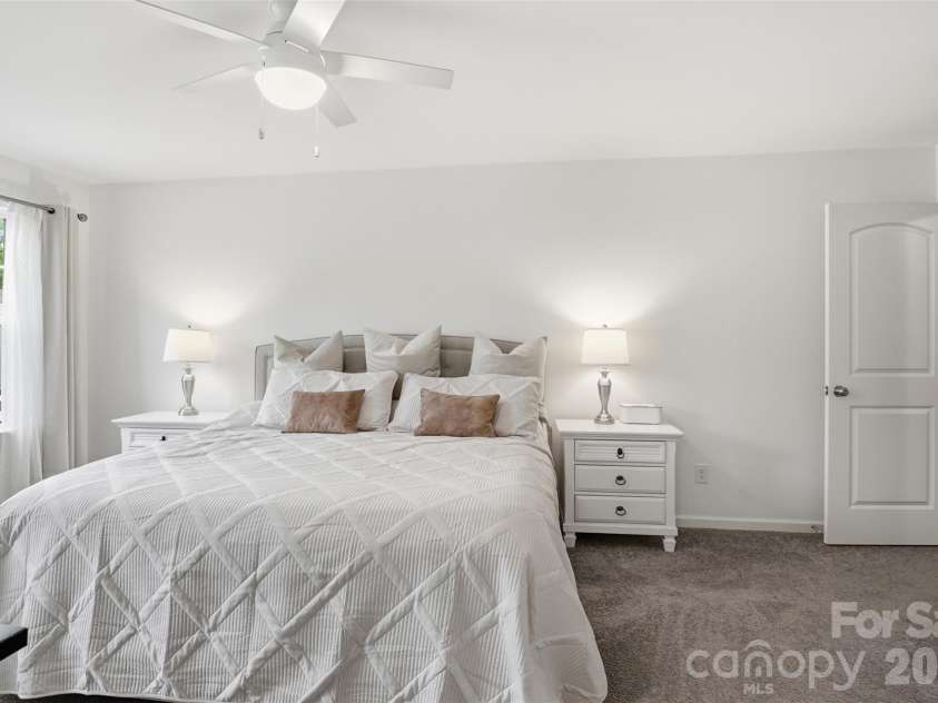 6500 Kinder Lane, Lancaster, SC 29720.  MLS# CAR4393642, YatesRealty ID 39282. Primary suite with plenty of space!