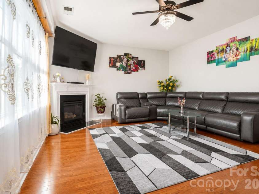 10345 Wesson Hunt Road, Huntersville, NC 28078.  MLS# CAR4406605, YatesRealty ID 39288. 