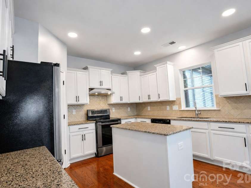 10345 Wesson Hunt Road, Huntersville, NC 28078.  MLS# CAR4406605, YatesRealty ID 39288. 