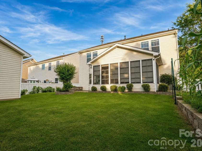 10345 Wesson Hunt Road, Huntersville, NC 28078.  MLS# CAR4406605, YatesRealty ID 39288. 